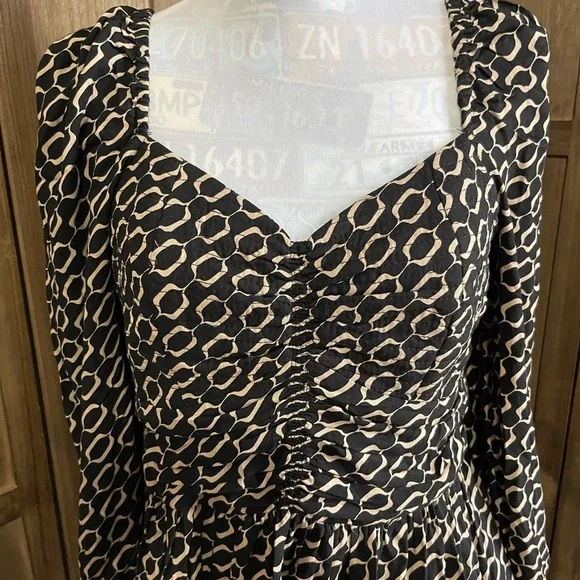 NWT Maurice’s Black/Tan Dress. - Picture 2 of 7